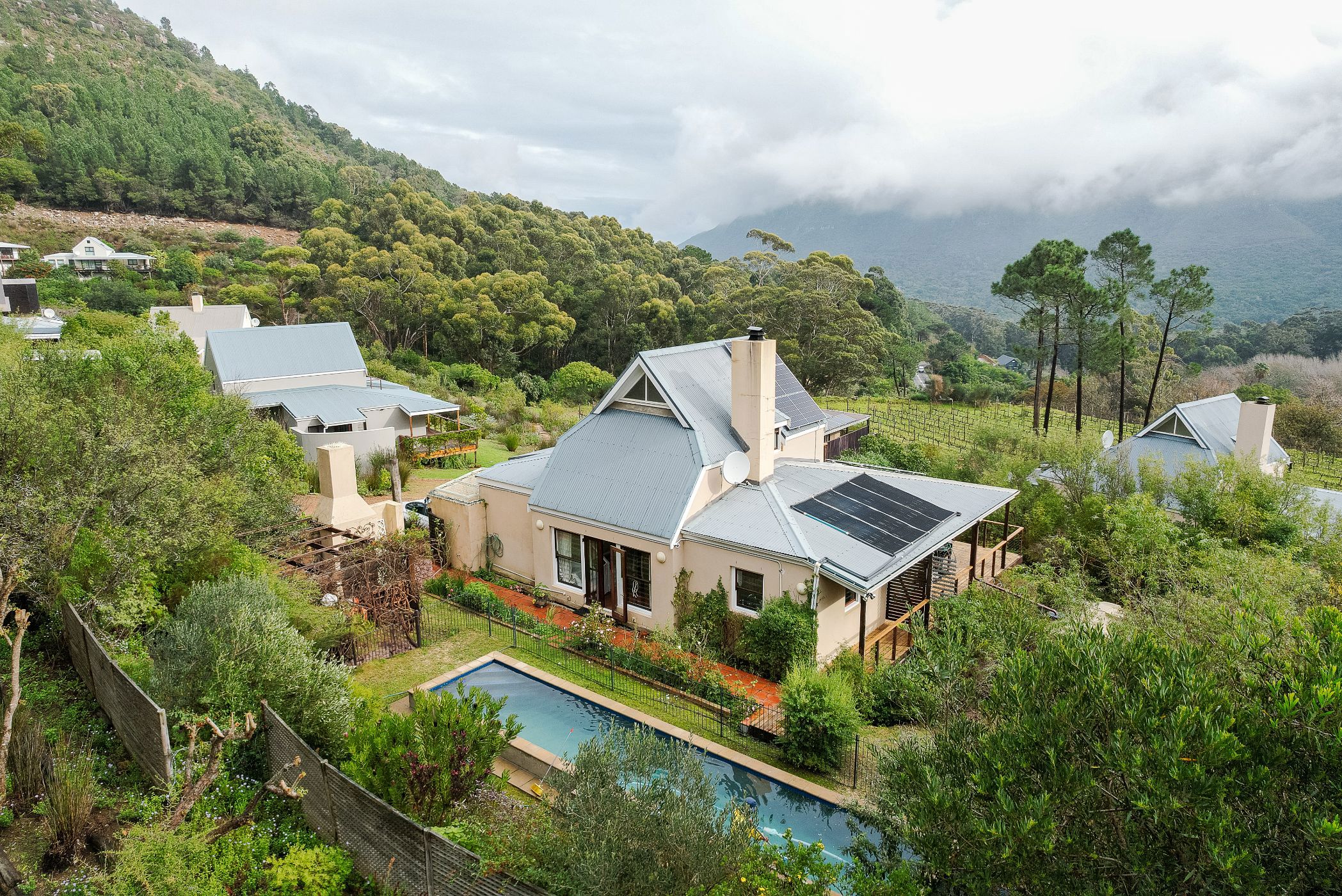 Multi-storey house for sale in Overkloof - HOB1702700