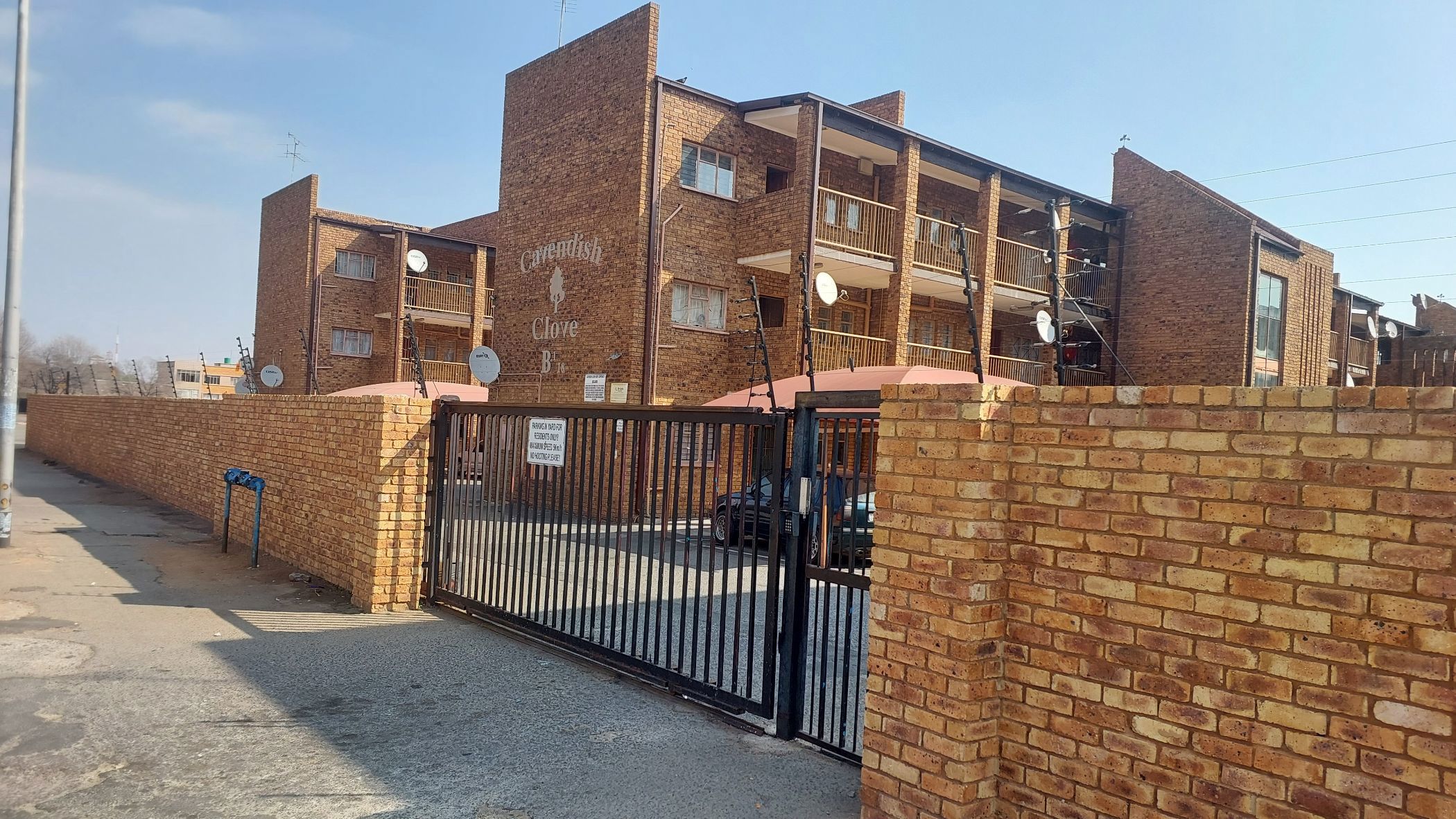 Apartment for sale in Brakpan Central - 1BJ1708338