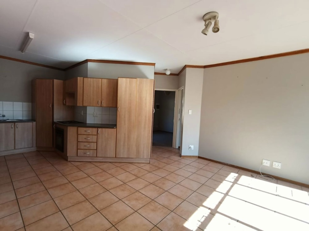 Townhouse let in Spitskop - 1BX1706223