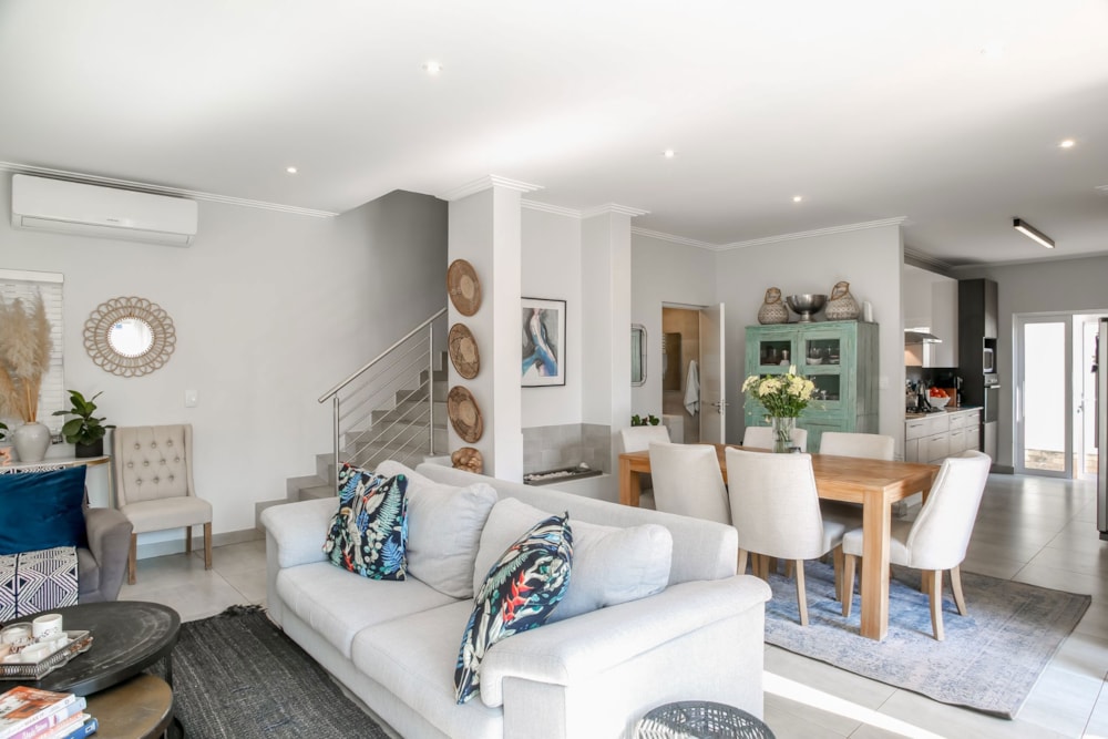 Townhouse for sale in Craighall Park - HP1706171 Townhouse for sale in Craighall Park - HP1706171