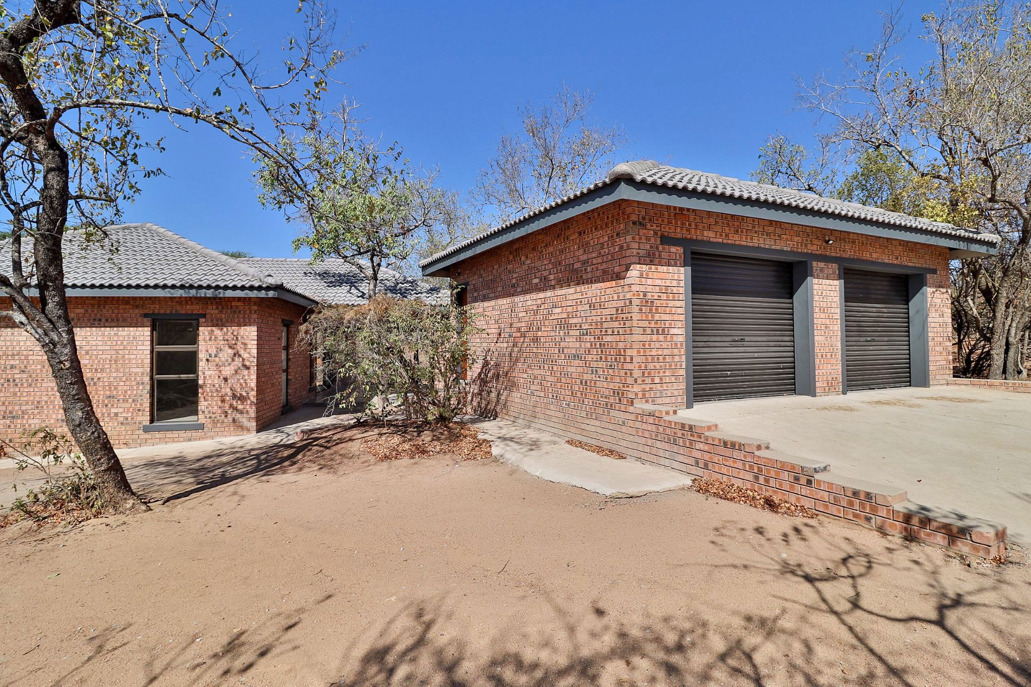 House for sale in Marloth Park - 1NK1706802