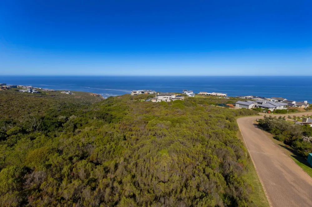 Residential vacant land sold in Breakwater Bay - GEO1746121