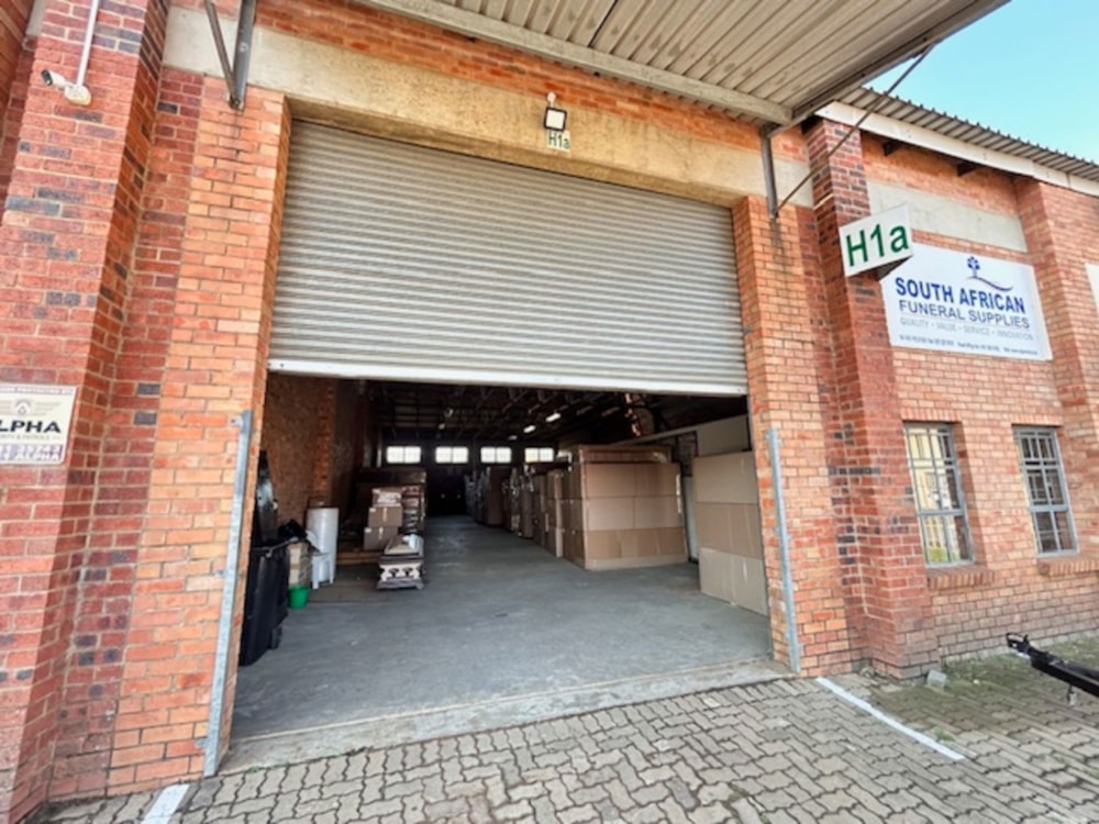 Commercial industrial property to rent in Empangeni - 1RY1709340