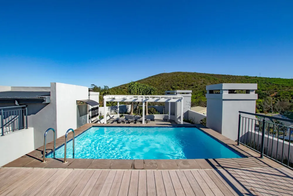 Bachelor apartment for sale in Stellenbosch Central - ST1712437 Bachelor apartment for sale in Stellenbosch Central - ST1712437
