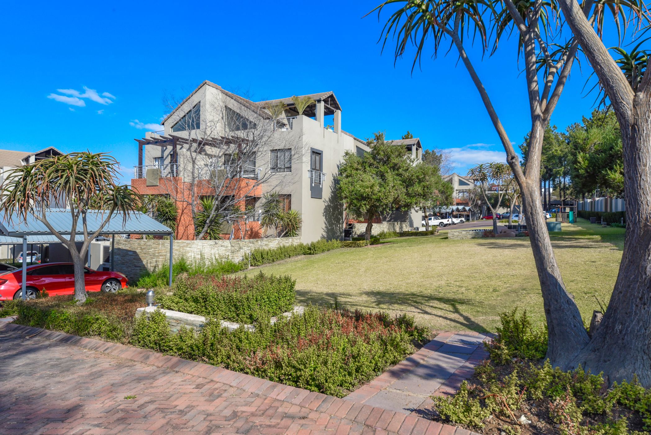 Apartment for sale in Paulshof - FW1706049