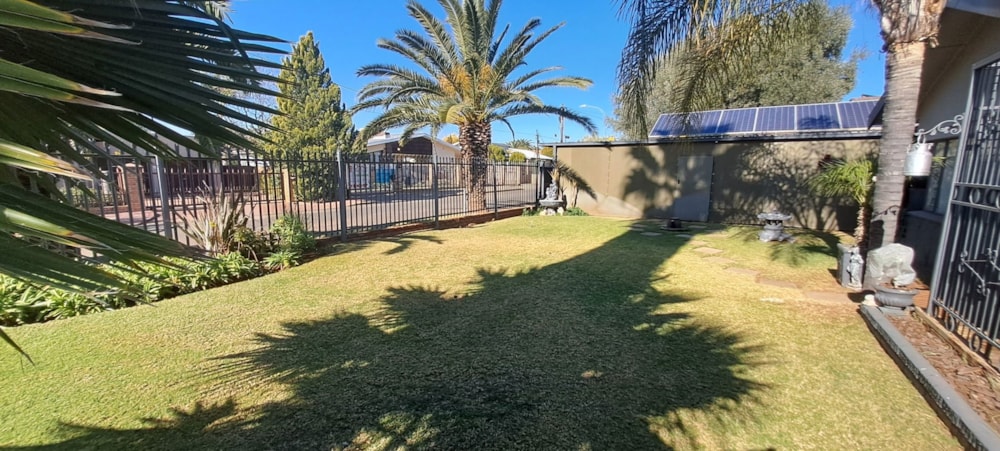 House for sale in Heuwelsig, Kimberley - 1KJ1708225