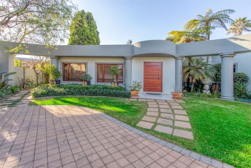 House let in Kyalami Estates - MDL1707039 House let in Kyalami Estates - MDL1707039