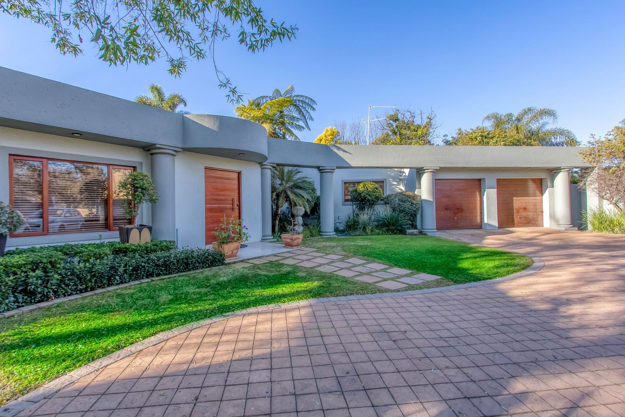 House let in Kyalami Estates - MDL1707039