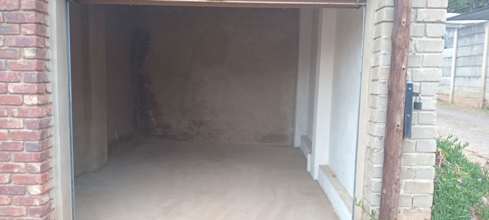 Commercial Building to rent in White River - 1WR1708743 Commercial Building to rent in White River - 1WR1708743