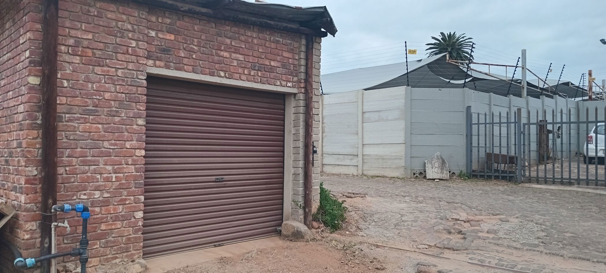 Commercial Building to rent in White River - 1WR1708743