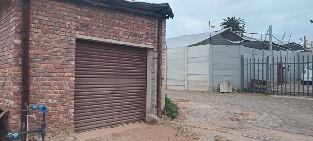 Commercial Building to rent in White River - 1WR1708743 Commercial Building to rent in White River - 1WR1708743