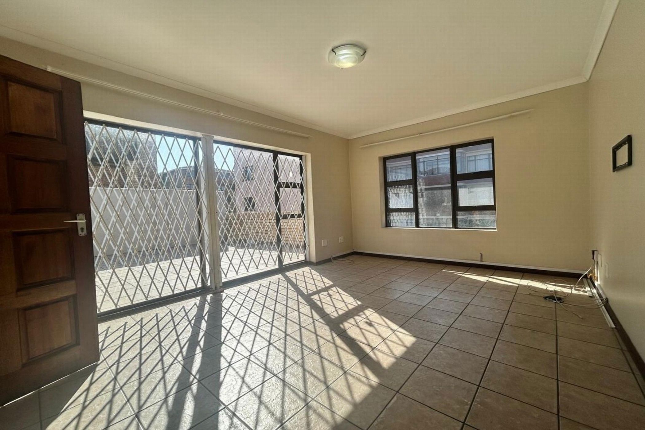 Apartment to rent in Amanzimtoti - 1WB1693535