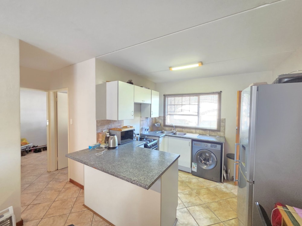 Apartment for sale in Sunnyridge, Newcastle - 1NW1706891 Apartment for sale in Sunnyridge, Newcastle - 1NW1706891