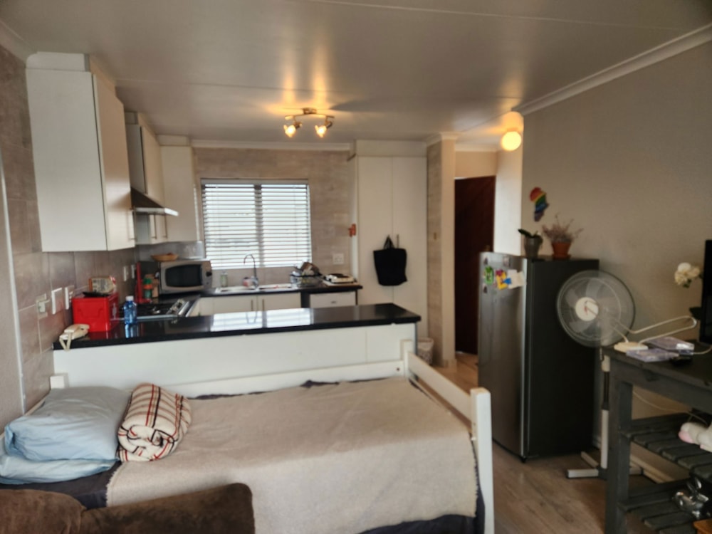 Apartment sold in Panorama, Parow - 1PLA1709605 Apartment sold in Panorama, Parow - 1PLA1709605