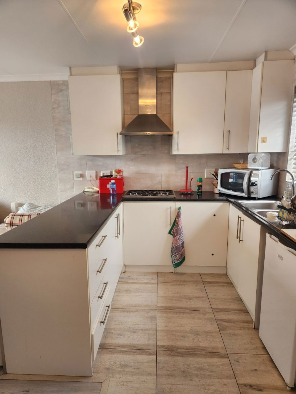 Apartment sold in Panorama, Parow - 1PLA1709605 Apartment sold in Panorama, Parow - 1PLA1709605