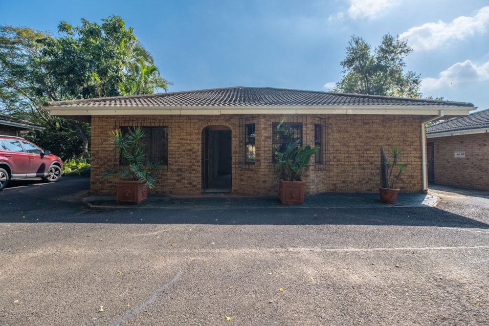 Townhouse for sale in Amanzimtoti - 1WB1708654 Townhouse for sale in Amanzimtoti - 1WB1708654