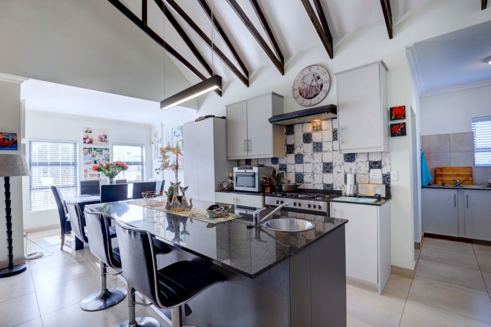 House for sale in Blue Mountain - GEO1706732 House for sale in Blue Mountain - GEO1706732