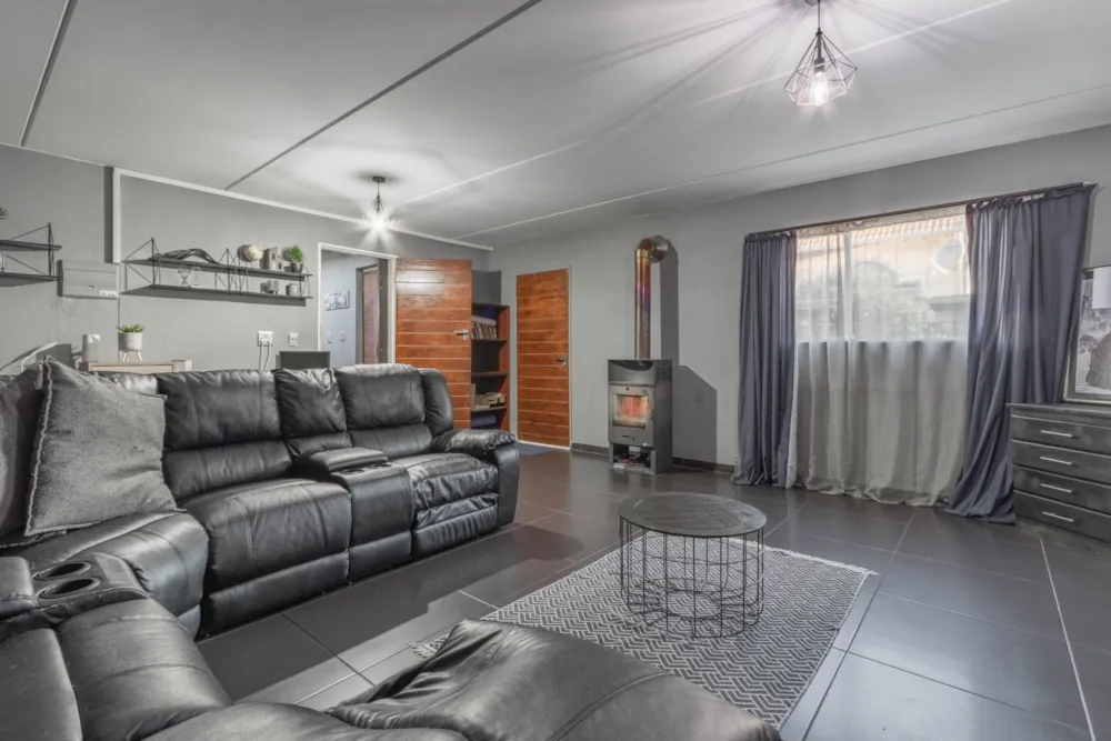 Cluster sold in Glen Marais - KTP1707020