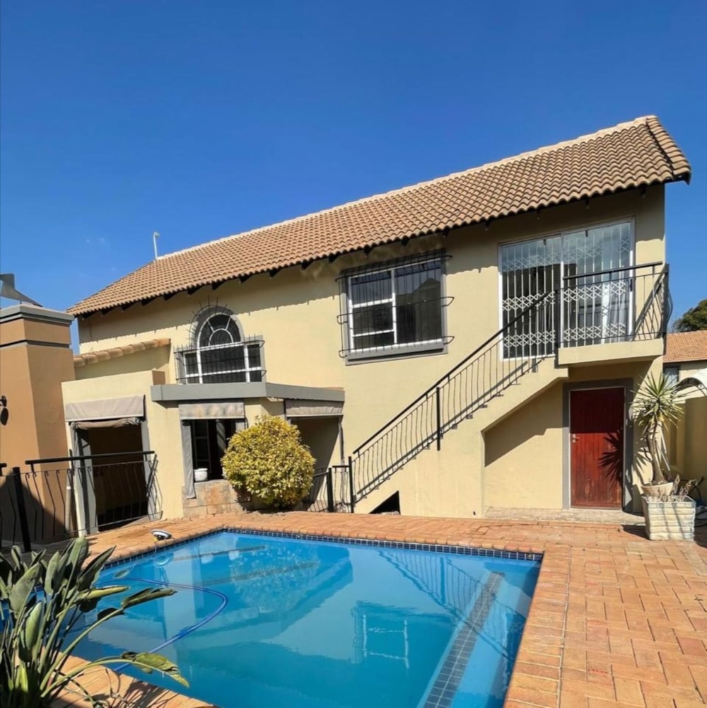 House for sale in Glen Marais - KTP1707194