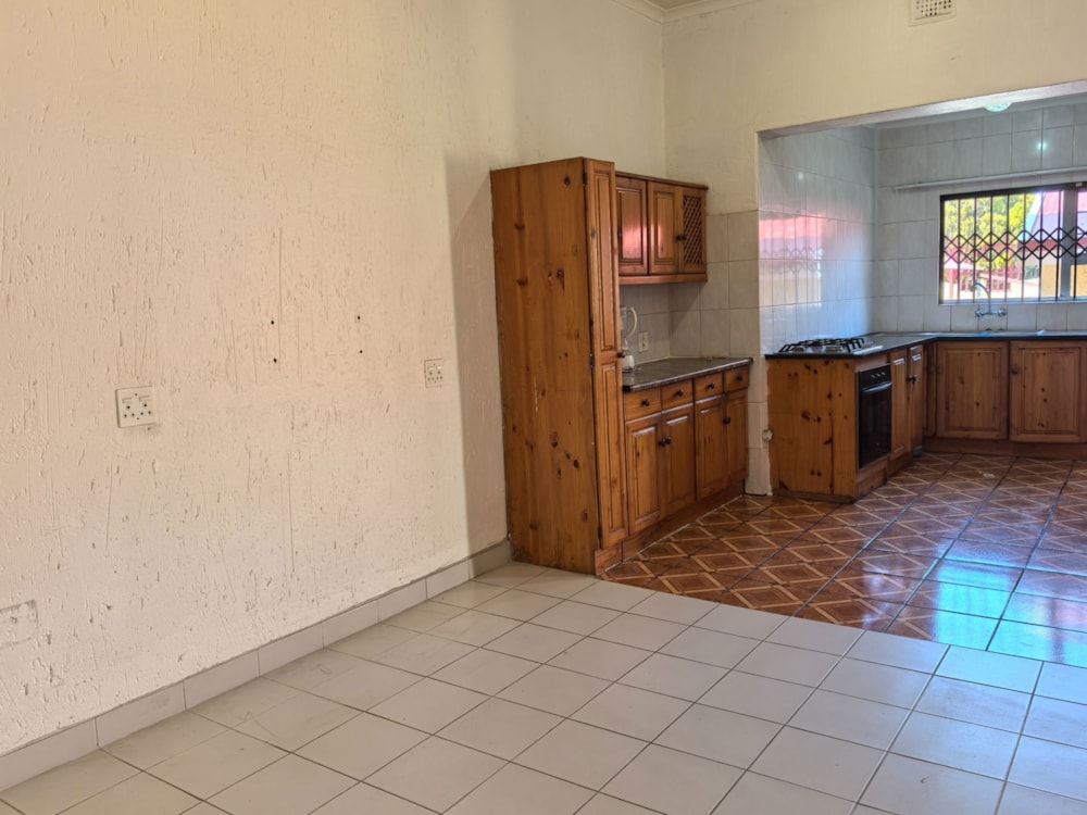 Apartment to rent in Selection Park - 1SP1747277