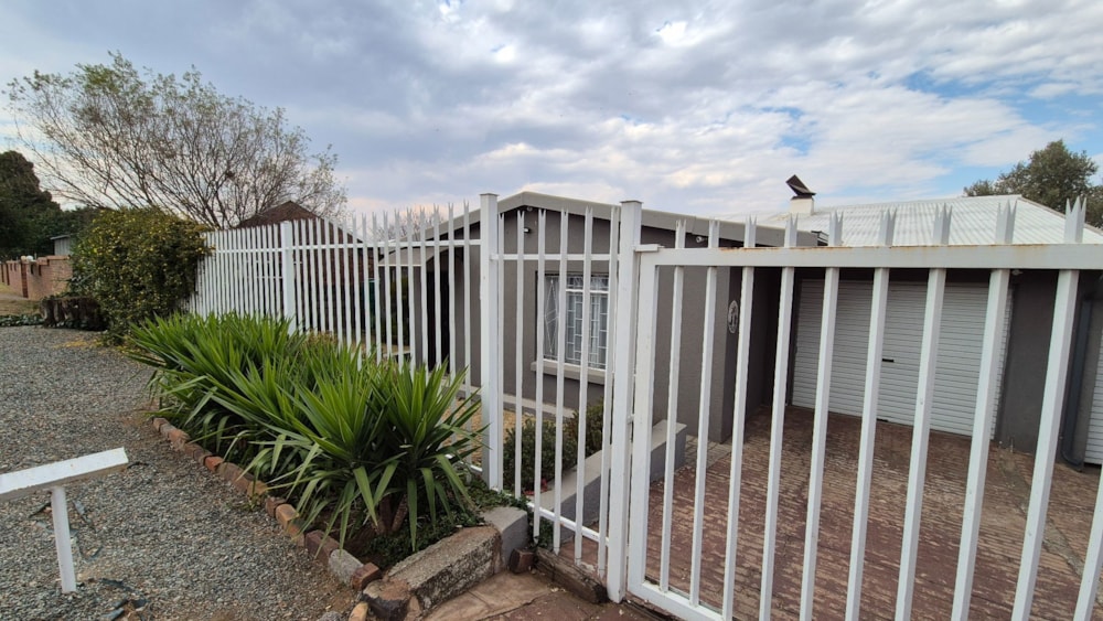 House for sale in Heidelberg, Gauteng - 1SP1708350