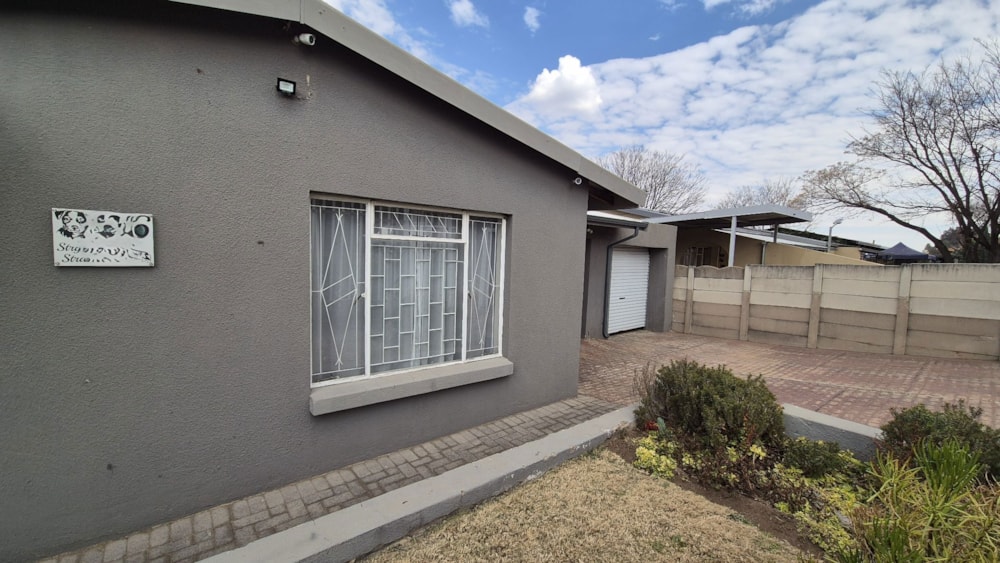 House for sale in Heidelberg, Gauteng - 1SP1708350