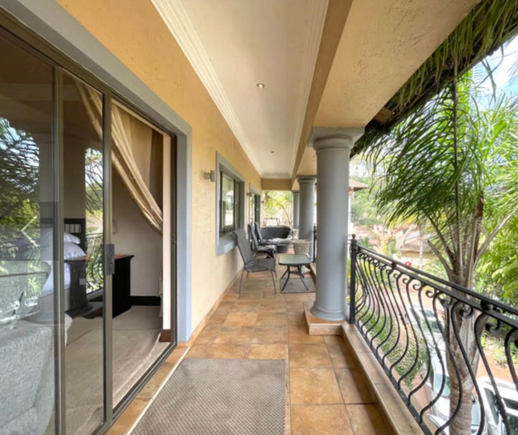 Townhouse to rent in La Lucia - 1ND1709088