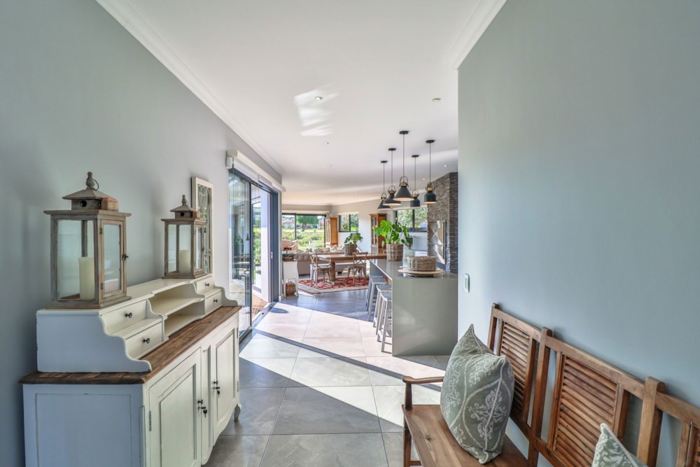 House for sale in Langebaan Country Estate - LA1709417 House for sale in Langebaan Country Estate - LA1709417