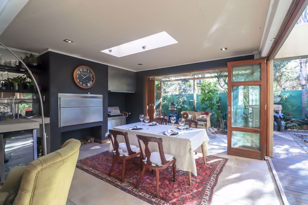 Commercial restaurant for sale in Oudtshoorn North - 1OU1707114 Commercial restaurant for sale in Oudtshoorn North - 1OU1707114