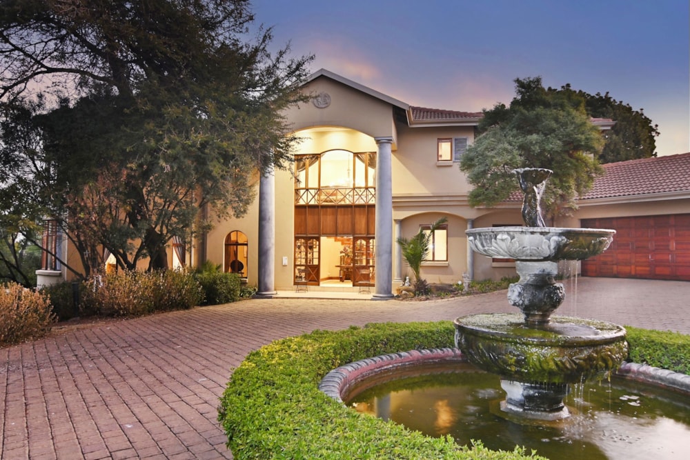 Double-storey house for sale in Beaulieu - MR1708014 Double-storey house for sale in Beaulieu - MR1708014