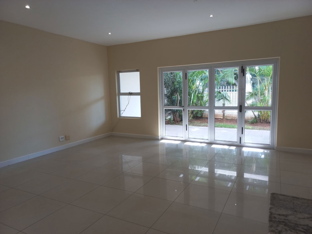 Apartment to rent in La Lucia - 1ND1707149 Apartment to rent in La Lucia - 1ND1707149