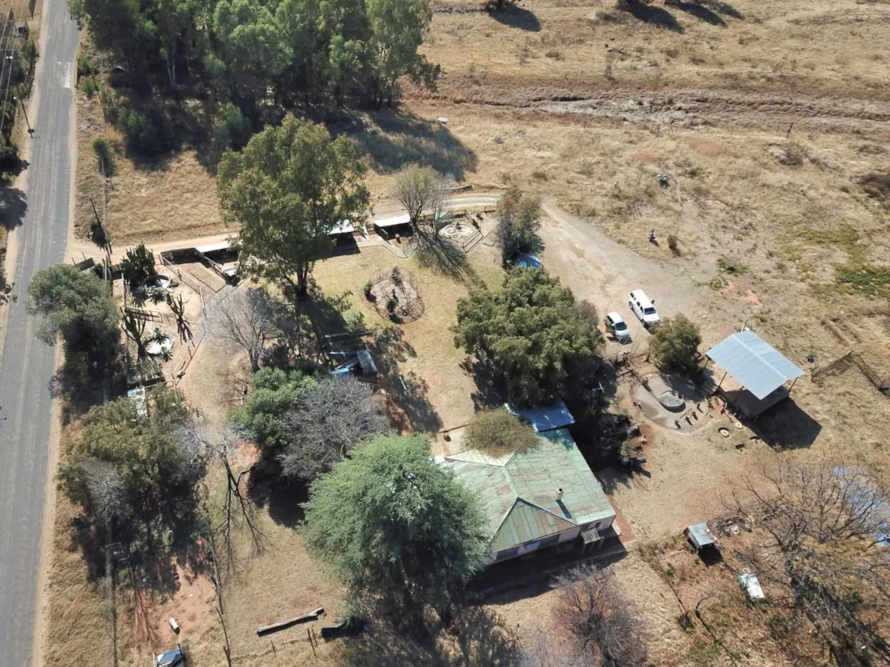 Smallholding sold in Bains Vlei - 1BX1708802