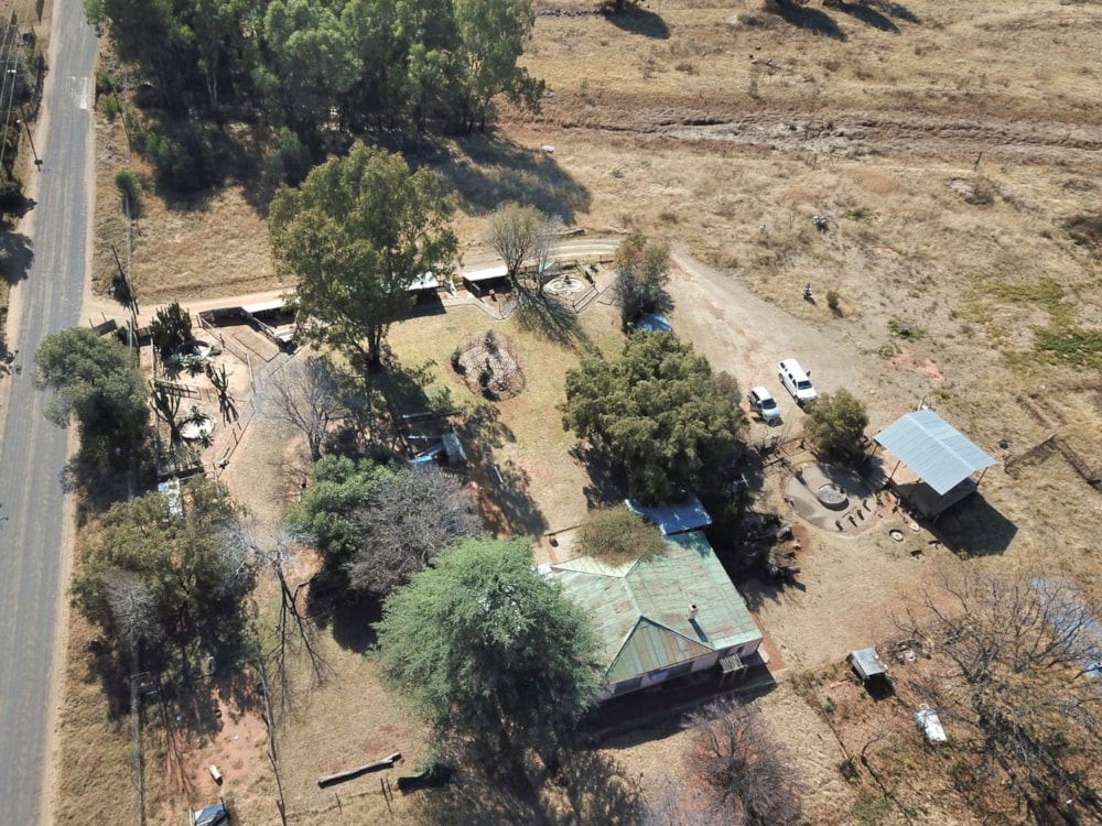 Smallholding for sale in Bains Vlei - 1BX1708802
