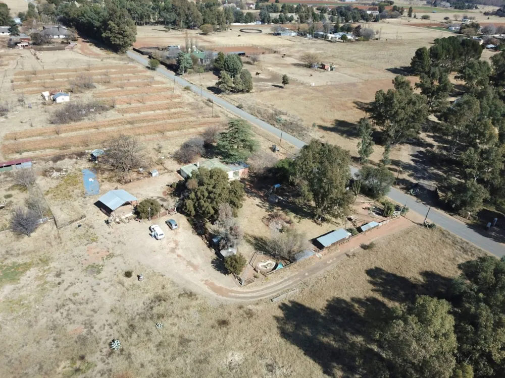 Smallholding sold in Bains Vlei - 1BX1708802