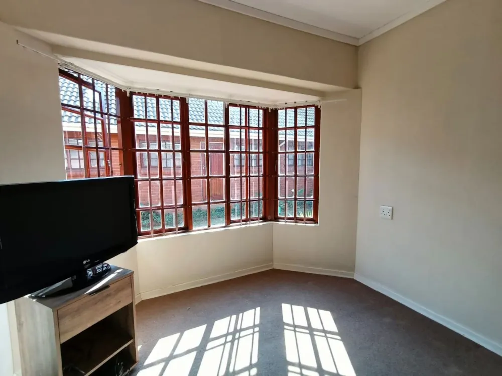 Apartment to rent in Heuwelsig, Bloemfontein - 1BX1753823 Apartment to rent in Heuwelsig, Bloemfontein - 1BX1753823