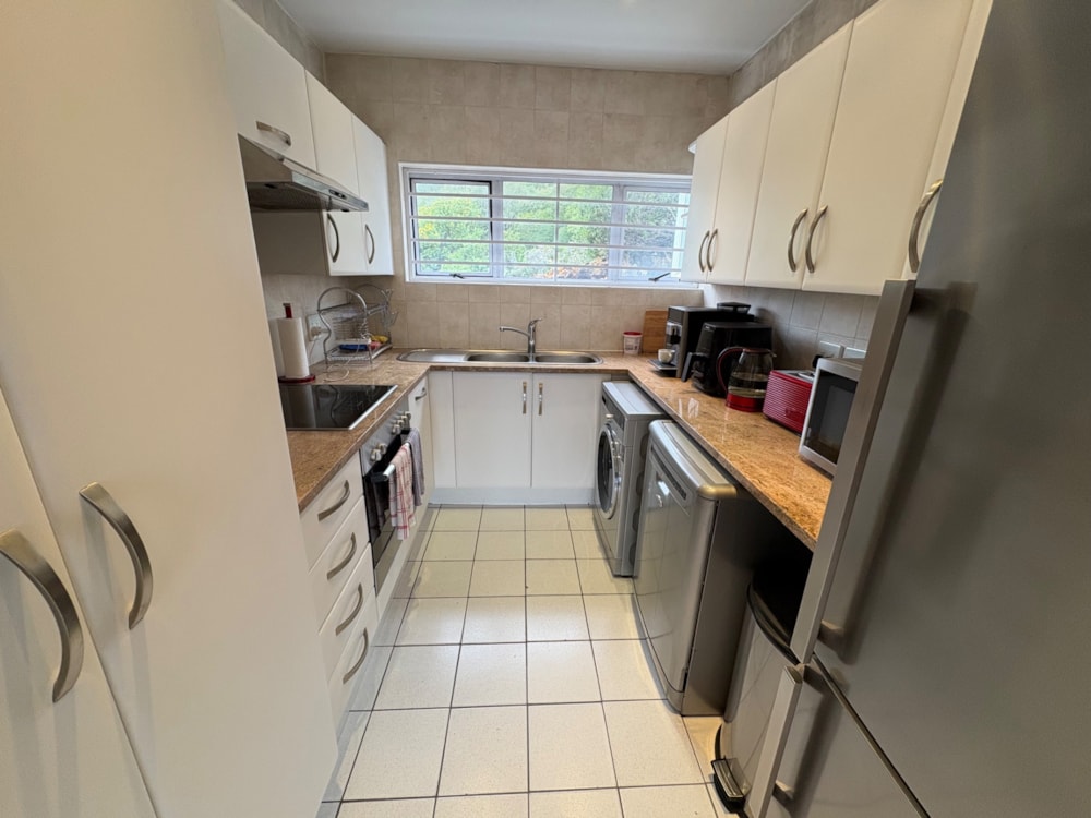 Apartment to rent in Camps Bay - BYL1707134 Apartment to rent in Camps Bay - BYL1707134