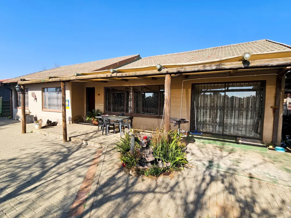 House sold in Uitsig, Bloemfontein - 1BX1709370 House sold in Uitsig, Bloemfontein - 1BX1709370