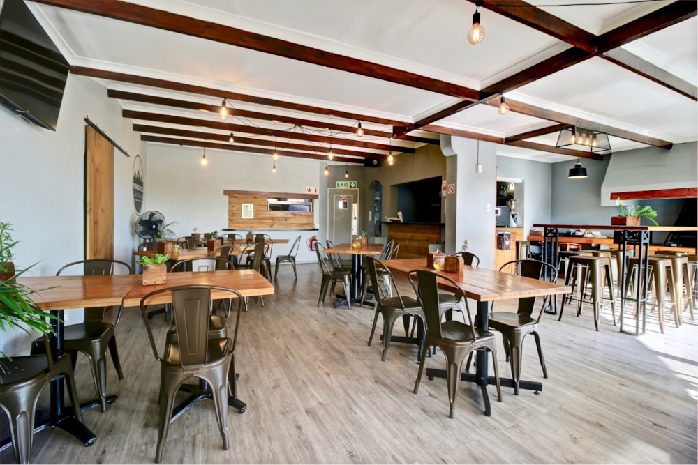 House for sale in Panorama, Parow - 1PLA1707800 House for sale in Panorama, Parow - 1PLA1707800