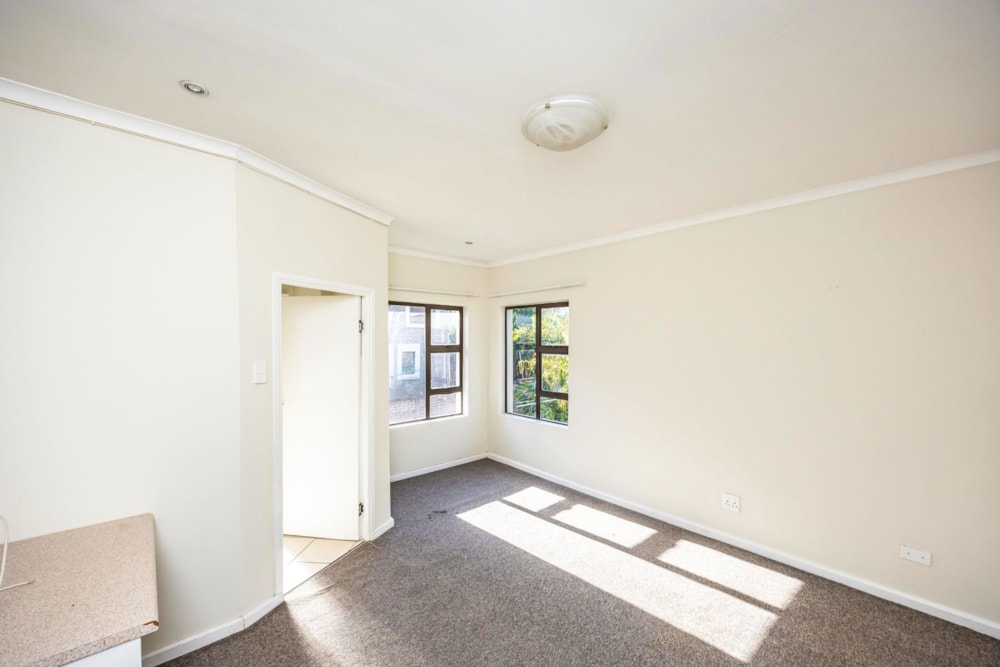 Townhouse for sale in Abbotsford, East London - 1EZ1708124