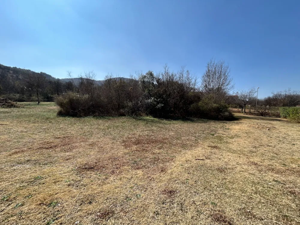 Residential vacant land for sale in Estate D Afrique - 1HR1709431 Residential vacant land for sale in Estate D Afrique - 1HR1709431