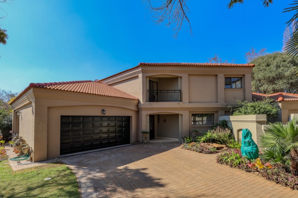 House for sale in Westlake, Hartbeespoort - 1HR1708983