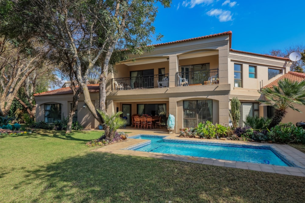 House for sale in Westlake, Hartbeespoort - 1HR1708983