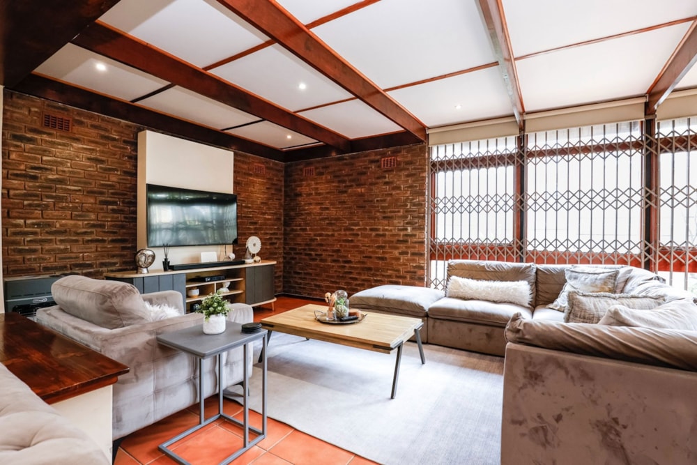 Apartment for sale in Glenwood, Durban - 1DA1706415