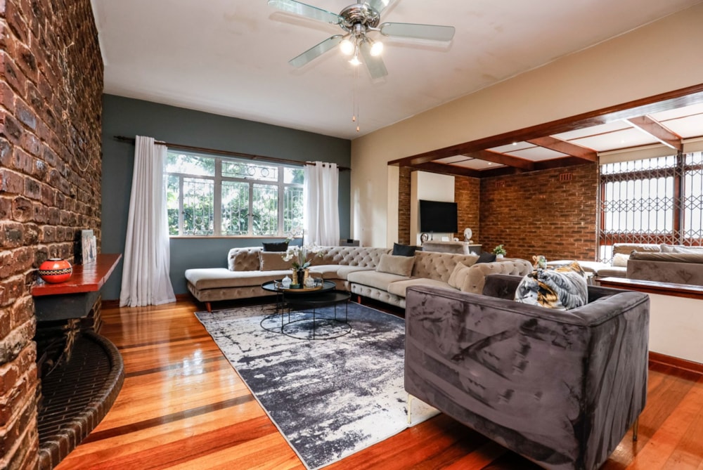 Apartment for sale in Glenwood, Durban - 1DA1706415