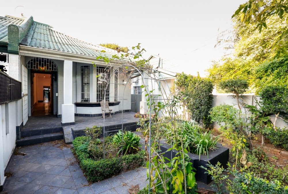 Townhouse for sale in Glenwood, Durban - 1DA1709155 Townhouse for sale in Glenwood, Durban - 1DA1709155