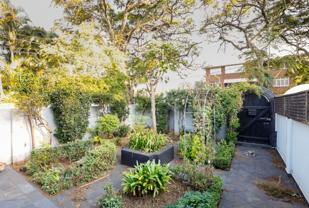 Townhouse for sale in Glenwood, Durban - 1DA1709155 Townhouse for sale in Glenwood, Durban - 1DA1709155