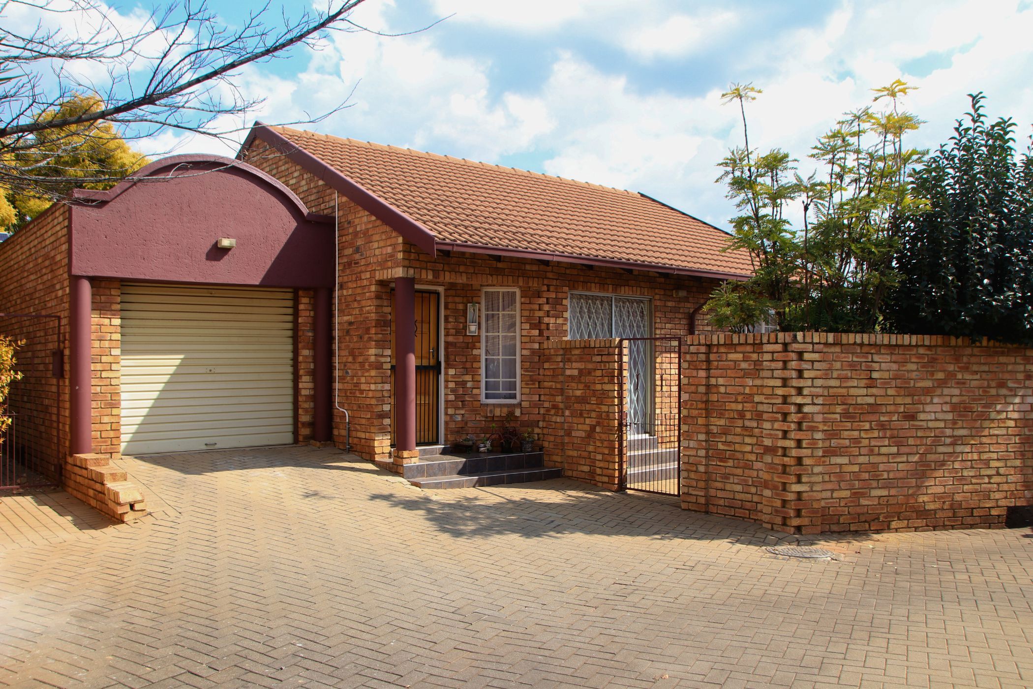 Townhouse let in Wierda Glen - CNL1708154