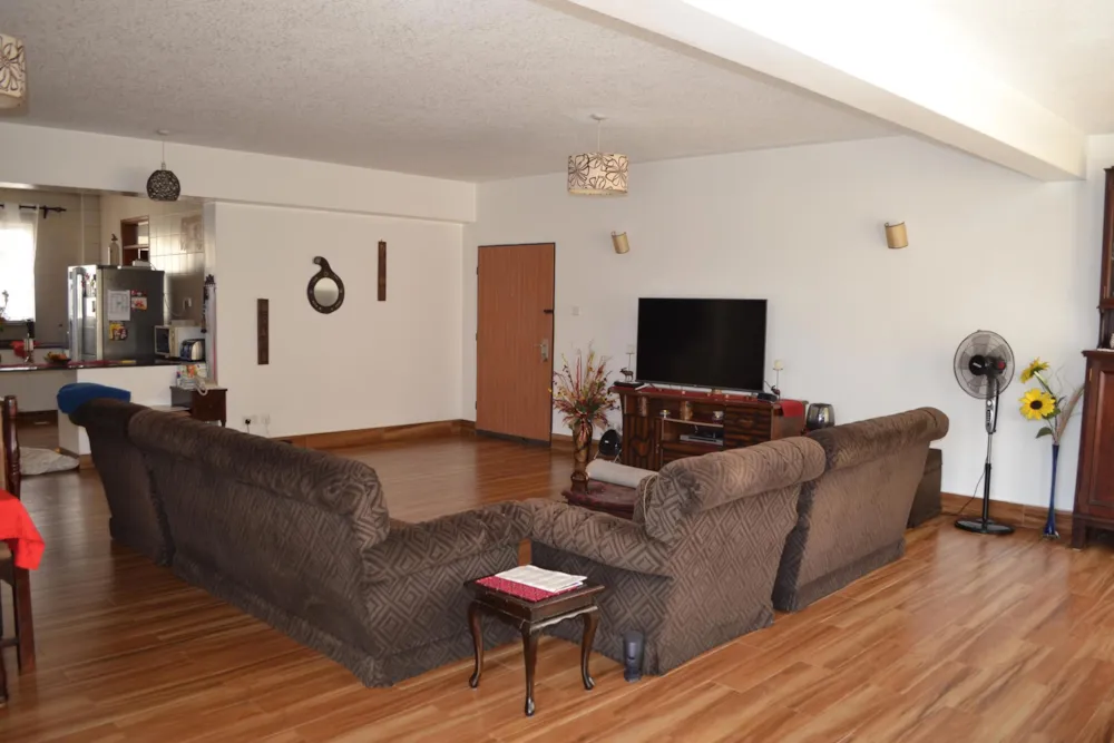 Apartment sold in Brookside Drive , Kenya - 3KE1706560
