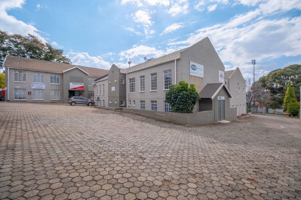 Commercial office for sale in Helderkruin - RAN1709364