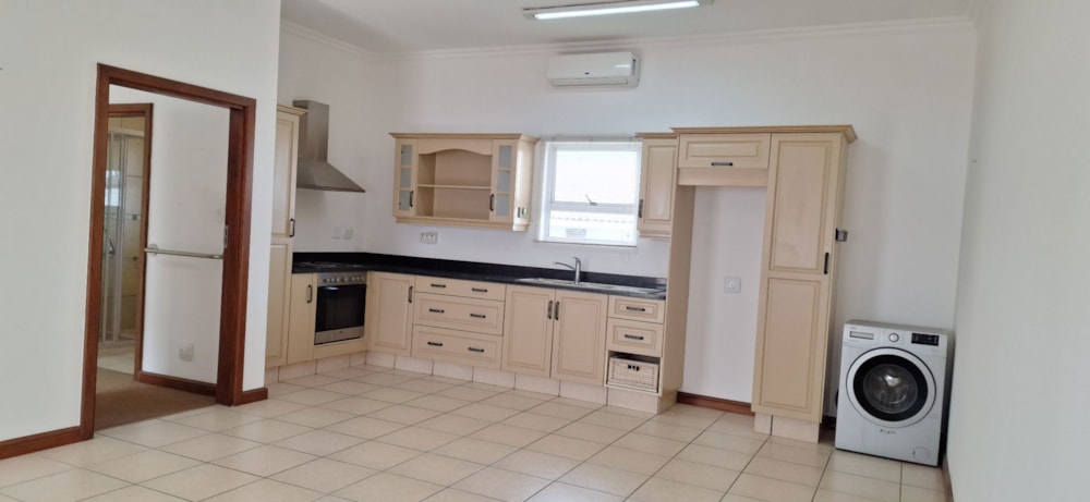 Retirement apartment for sale in Oudtshoorn North - 1OU1707287